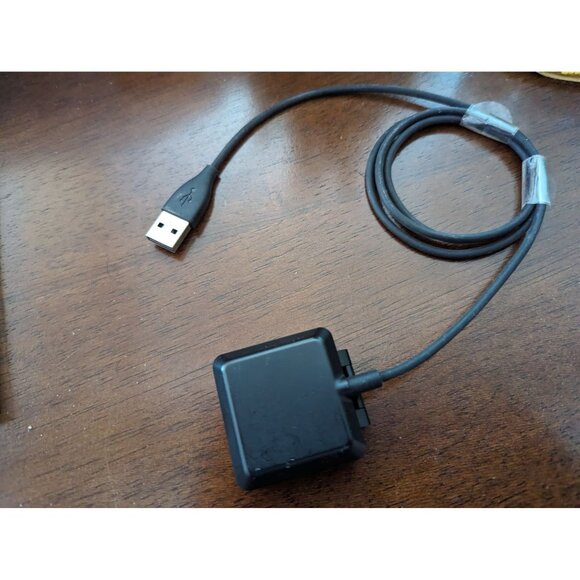 Fitbit Blaze Charger - Picture 3 of 3